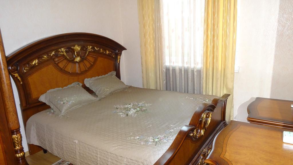 Apartment Vake-Saburtalo Tbilisi Luaran gambar