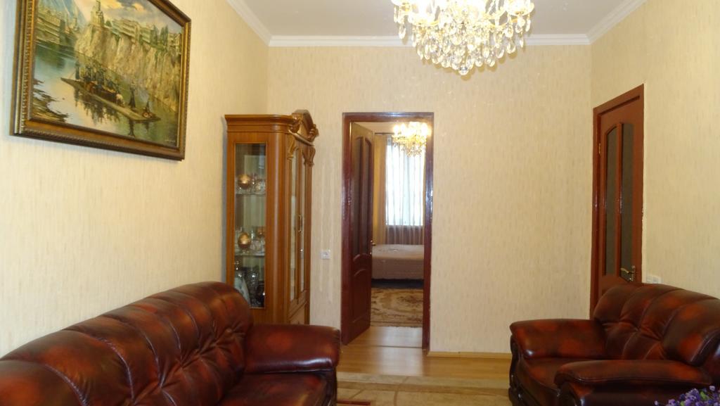 Apartment Vake-Saburtalo Tbilisi Luaran gambar